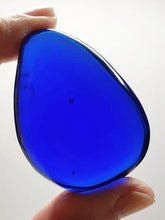 Load image into Gallery viewer, Blue Indigo Andara Crystal Hand Piece 52g