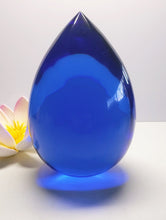 Load image into Gallery viewer, Blue Andara Crystal Pointed Egg