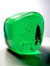 Load image into Gallery viewer, Green (Emerald Shift) Andara Crystal 3.835kg