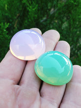 Load image into Gallery viewer, Opalesence Andara Crystal Cabochon 30mm Duo