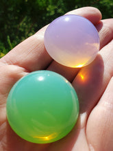 Load image into Gallery viewer, Opalesence Andara Crystal Cabochon 30mm Duo