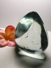 Load image into Gallery viewer, Silver / Silver Luna Andara Crystal 1.145kg