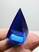 Load image into Gallery viewer, Blue Andara Crystal Nubian Pyramid 1.5in x .75in