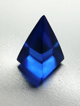 Load image into Gallery viewer, Blue Andara Crystal Nubian Pyramid 1.5in x .75in
