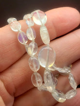 Load image into Gallery viewer, Moonstone - Madagascar Rainbow Flash EO oval 15.5inch