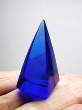 Load image into Gallery viewer, Blue Violet Andara Crystal Nubian Pyramid 1.5in x .75in