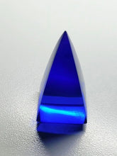 Load image into Gallery viewer, Blue Violet Andara Crystal Nubian Pyramid 1.5in x .75in