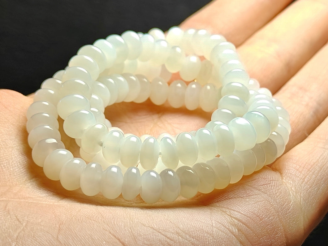 Moonstone - White Flash  EO 6.5-7mm 19inch