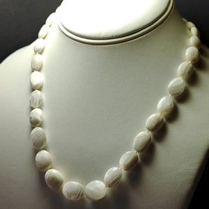 Scolecite EO+ 5x6-12x17mm 17.25inch