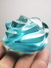 Load image into Gallery viewer, Aqua Andara Crystal Rose