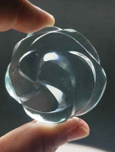 Load image into Gallery viewer, Aqua Andara Crystal Rose