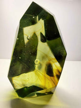 Load image into Gallery viewer, Bi-color Green w/ Shaman Polished Andara Crystal 1.275kg