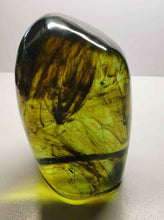 Load image into Gallery viewer, Bi-color Green w/ Shaman Polished Andara Crystal 844g