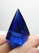 Load image into Gallery viewer, Blue Andara Crystal Nubian Pyramid 1.5in x .75in