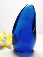 Load image into Gallery viewer, Blue (Sapphire Elestial) shaman Andara Crystal 606g