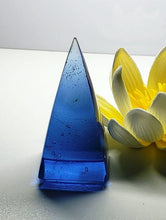 Load image into Gallery viewer, Blue Andara Crystal Nubian Pyramid 2.5in x 1.25in