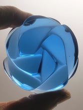 Load image into Gallery viewer, Blue Andara Crystal Rose