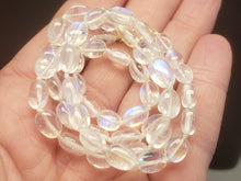 Load image into Gallery viewer, Moonstone - Blue Flash  EO+ oval 17.75inch