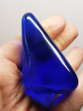 Load image into Gallery viewer, Blue Indigo Andara Crystal Hand Piece 84g