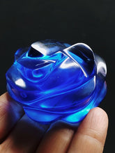 Load image into Gallery viewer, Blue Andara Crystal Rose