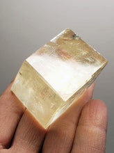 Load image into Gallery viewer, Optical Calcite - Iceland Spar Therapeutic Specimen 78g