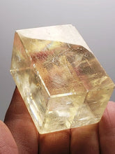 Load image into Gallery viewer, Optical Calcite - Iceland Spar Therapeutic Specimen 96g
