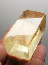 Load image into Gallery viewer, Optical Calcite - Iceland Spar Therapeutic Specimen 98g