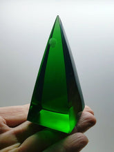 Load image into Gallery viewer, Green (Deep) Andara Crystal Nubian Pyramid 3in x 1.5in