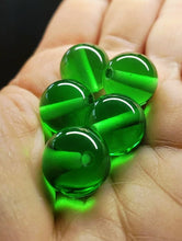 Load image into Gallery viewer, Green Andara Crystal 15mm Beads