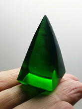 Load image into Gallery viewer, Green (Deep) Andara Crystal Nubian Pyramid 1.5in x .75in