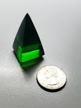 Load image into Gallery viewer, Green (Deep) Andara Crystal Nubian Pyramid 1.5in x .75in