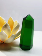 Load image into Gallery viewer, Green (Deep) Andara Crystal Generator 2.5inch