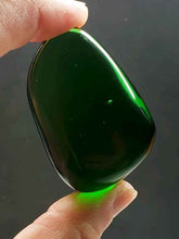 Load image into Gallery viewer, Green - Deep Andara Crystal Hand Piece 60g