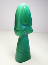 Load image into Gallery viewer, Opalescence - Green Andara Crystal Master/Guide Figure