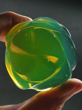 Load image into Gallery viewer, Opalesence - Green Andara Crystal Rose