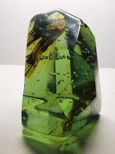 Load image into Gallery viewer, Bi-color Green w/ Shaman Polished Andara Crystal 1.15kg