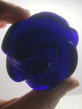 Load image into Gallery viewer, Indigo Andara Crystal Rose