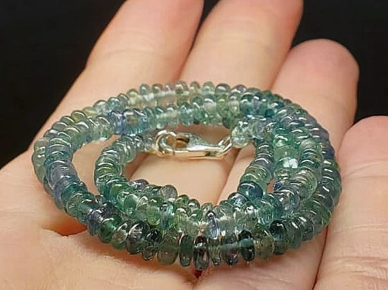 Kornerupine - Blue/Lavender Mix E 3-5mm 16inch