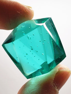 Teal - Light Andara Crystal Icosahedron 28g