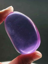 Load image into Gallery viewer, Violet - Light (color change) Andara Crystal Hand/Palm Piece 130g