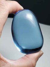 Load image into Gallery viewer, Violet - Light (color change) Andara Crystal Hand/Palm Piece 130g