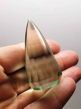 Load image into Gallery viewer, Mint Andara Crystal Vogel Style Tower