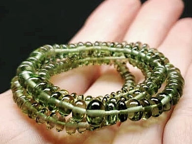 Moldavite EO++ 3-6.6mm 16.5in 47.35ct