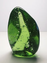 Load image into Gallery viewer, Green - Light (Terra olive) Andara Crystal 680g