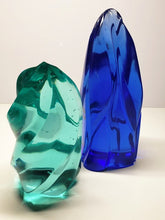 Load image into Gallery viewer, Turquoise &amp; Blue Andara Crystal Carved Pair