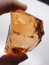 Load image into Gallery viewer, Peach Andara Crystal Traditional