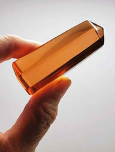 Load image into Gallery viewer, Peach Andara Crystal Generator