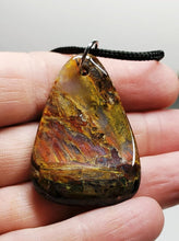 Load image into Gallery viewer, Pietersite Therapeutic Pendant 10g