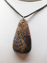 Load image into Gallery viewer, Pietersite Therapeutic Pendant 14g
