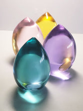 Load image into Gallery viewer, Violet Andara Crystal Pointed Egg